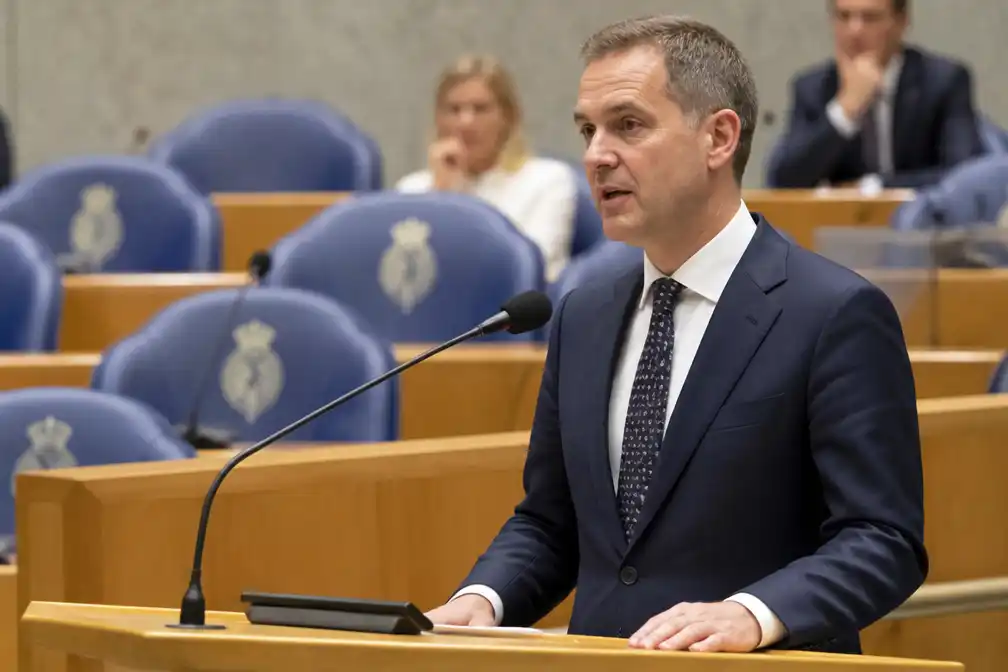 Minister: Oekraïense asielaanvragen krijgen geen voorrang